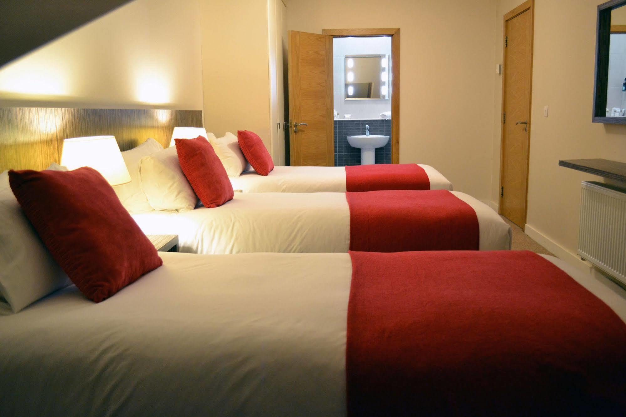 Hotel Plaza And